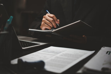 有关将心比心的名人事例