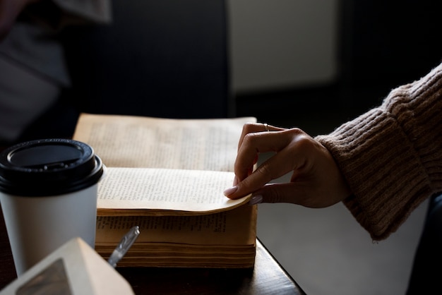 高一语文考试时阅读题答题步骤