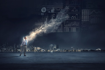 有关将心比心的名人事例